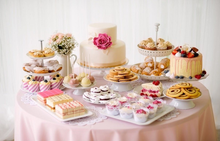 Mini Pastries for Weddings